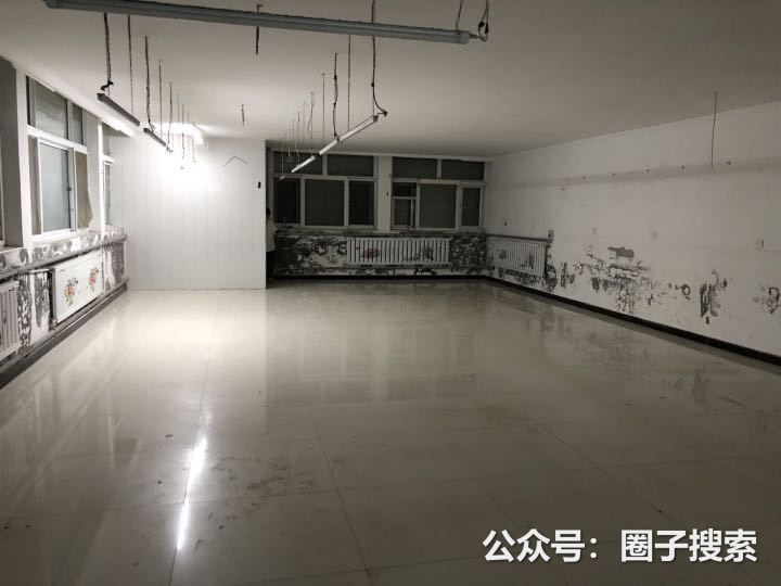 供应：出售北京平谷峪口北杨桥村二层小楼，临街在…